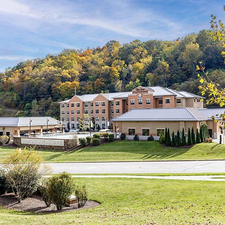 Best Western Plus Franciscan Square Inn & Suites Steubenville מראה חיצוני תמונה