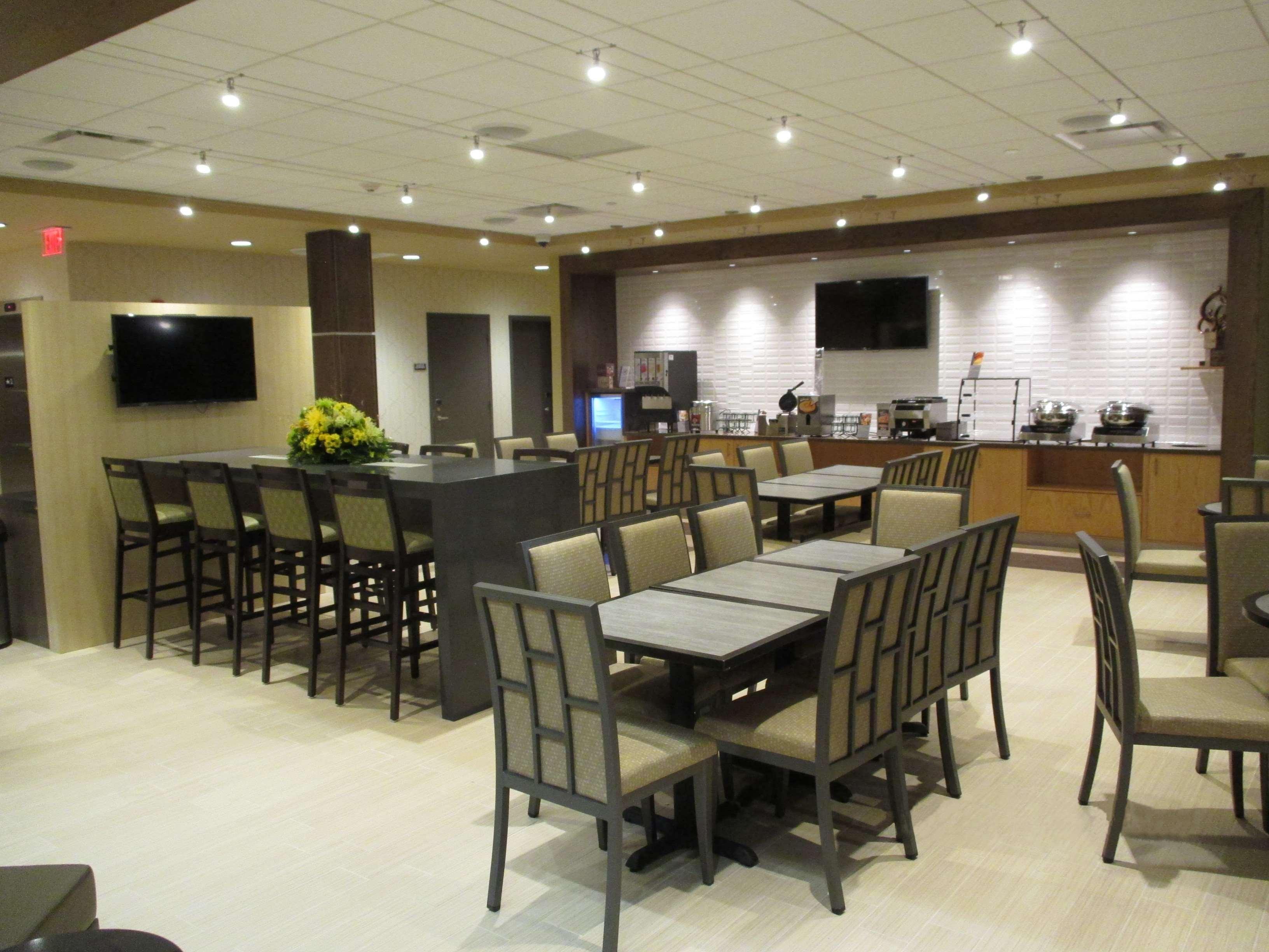 Best Western Plus Franciscan Square Inn & Suites Steubenville מראה חיצוני תמונה