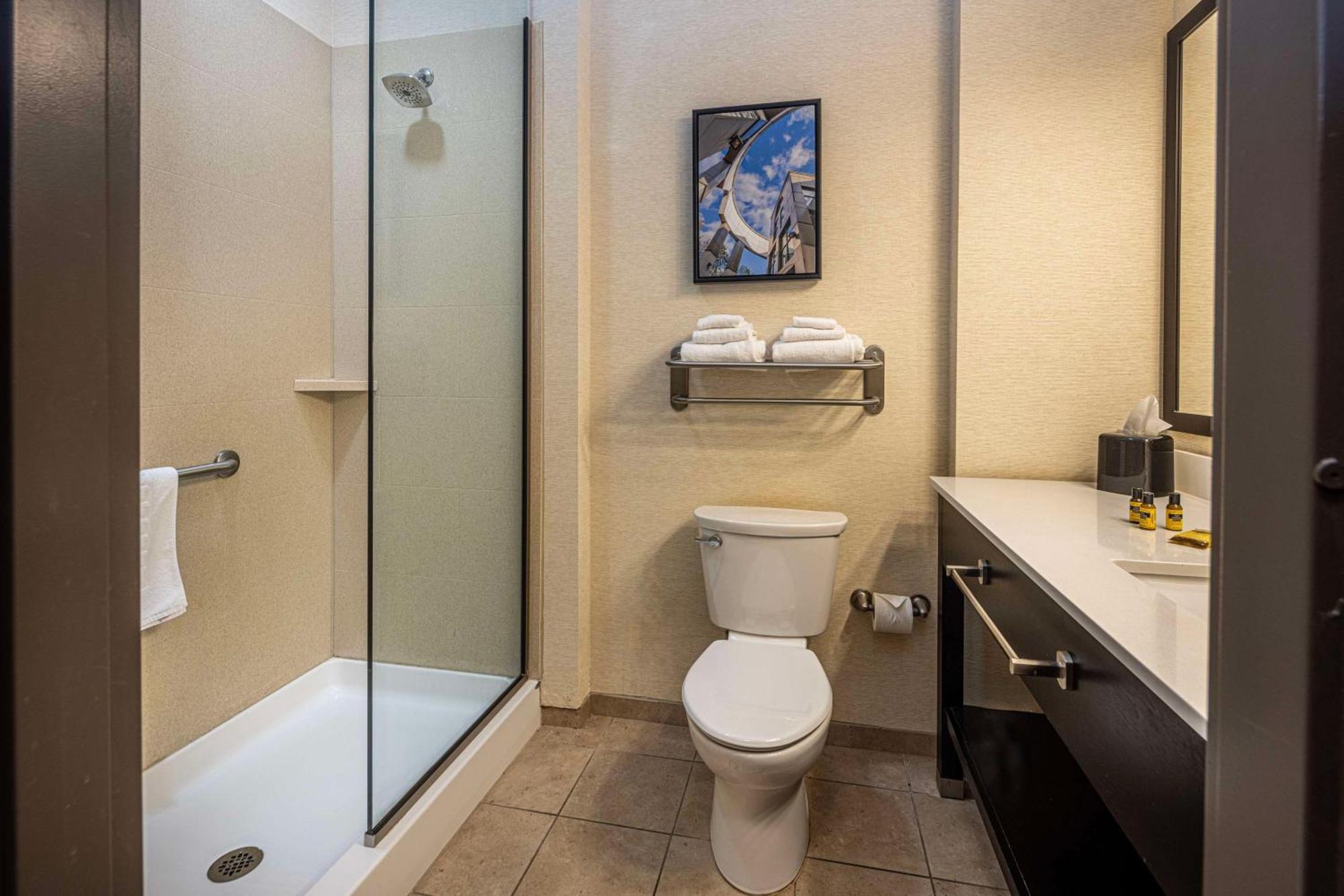Best Western Plus Franciscan Square Inn & Suites Steubenville מראה חיצוני תמונה