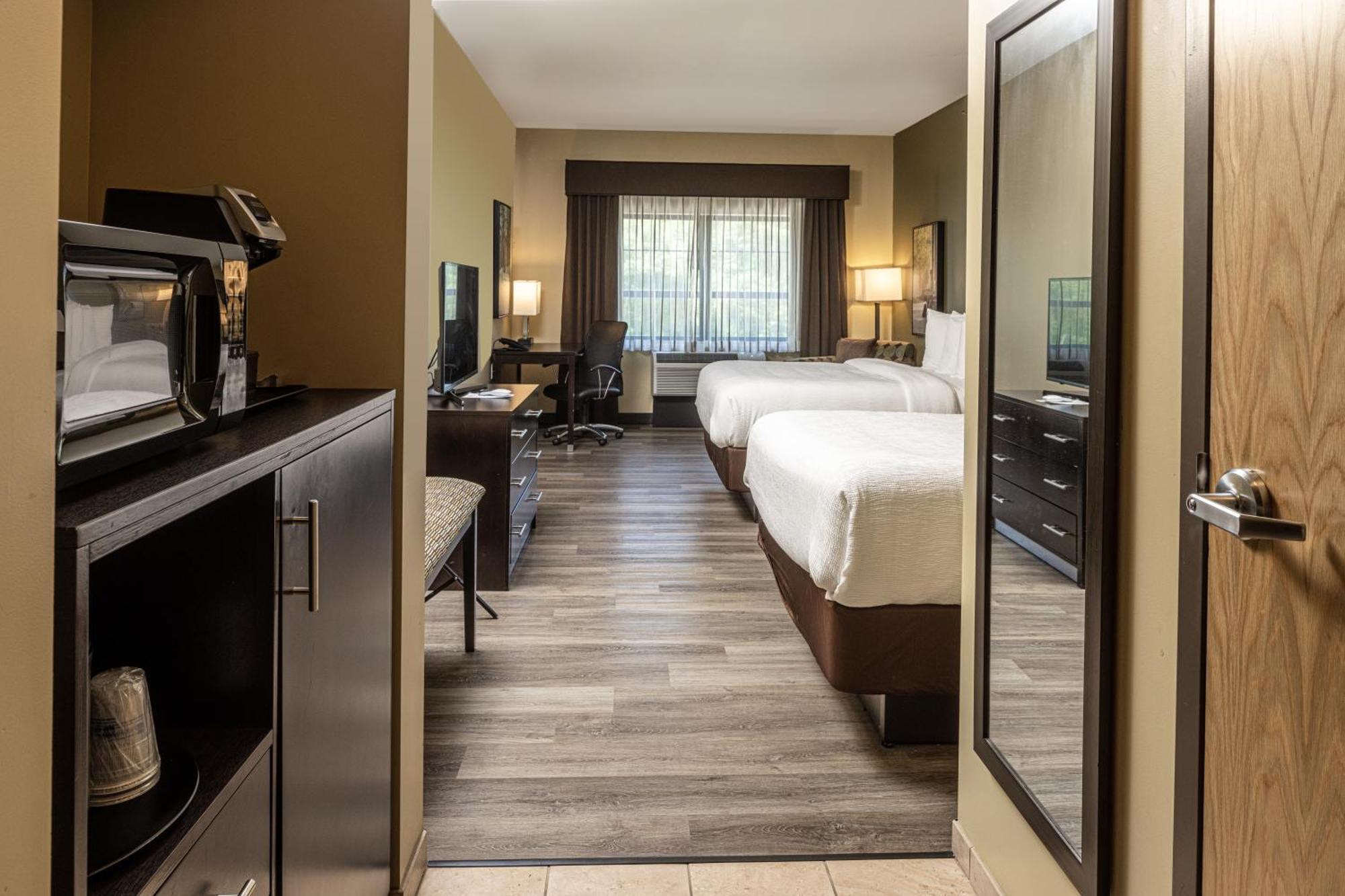 Best Western Plus Franciscan Square Inn & Suites Steubenville מראה חיצוני תמונה