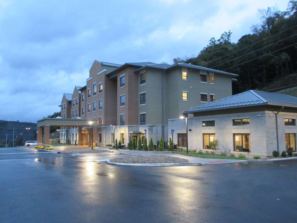 Best Western Plus Franciscan Square Inn & Suites Steubenville מראה חיצוני תמונה