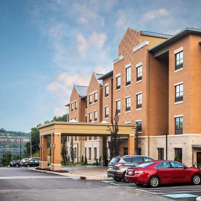 Best Western Plus Franciscan Square Inn & Suites Steubenville מראה חיצוני תמונה